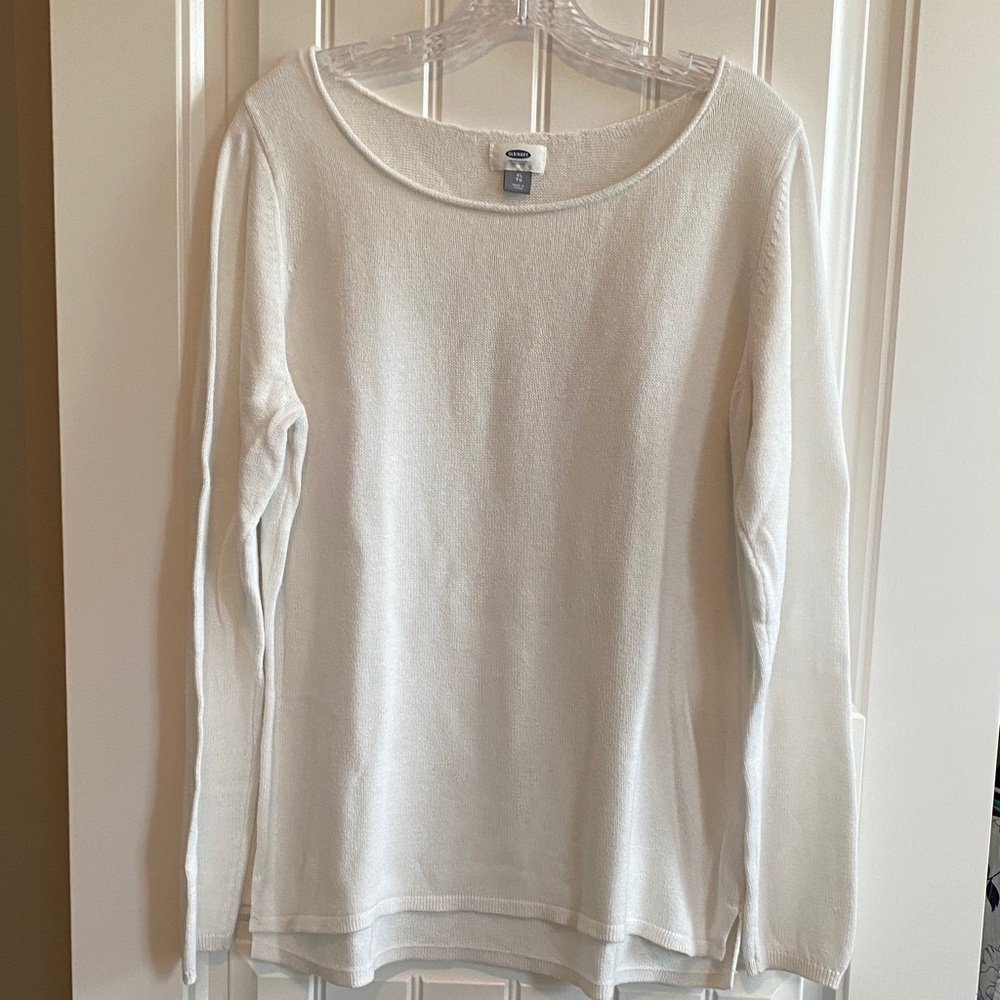 Old Navy Ivory Long Sleeve Sweater